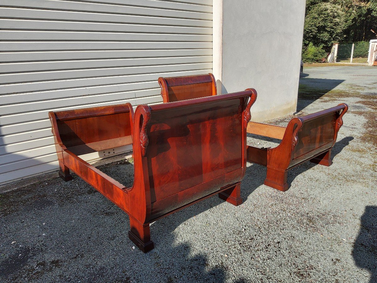 Pair Of Restoration Period Swan Neck Beds-photo-5